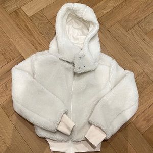 Alo yoga foxy sherpa jacket